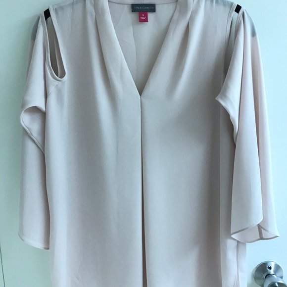 Blouse a manches longues évasées et épaule dégagée - Picture 5 of 5